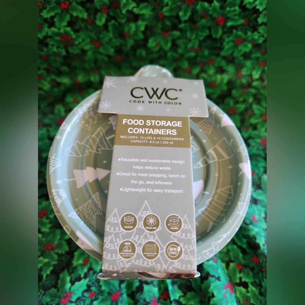 CWC Christmas Food Storage Containers Small Round Pine Trees NWT